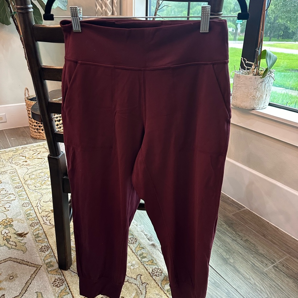 Lululemon Align High Rise Cropped Jogger - Garnet